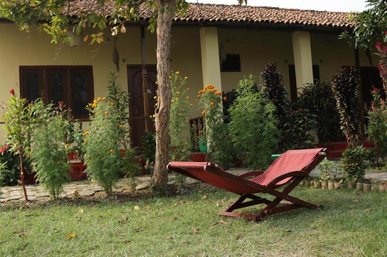 Bardiya Eco Friendly Homestay Exterior foto